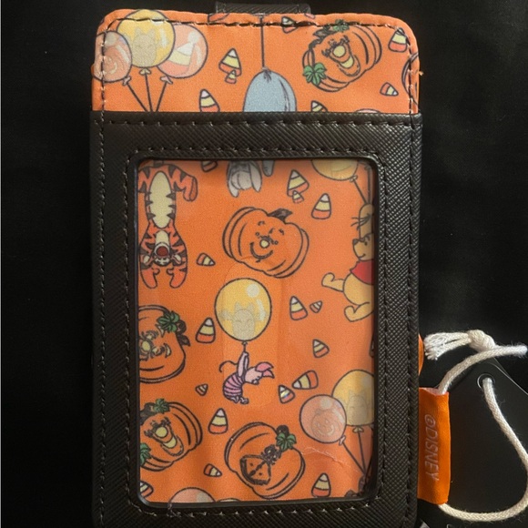Winnie the Pooh Halloween Loungefly Cardholder - Picture 2 of 5